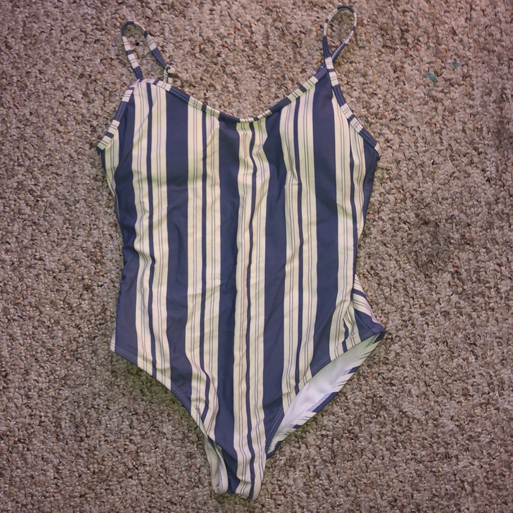 one piece bathing suite